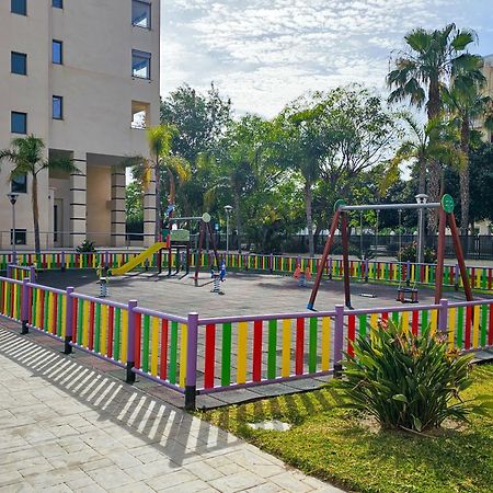 Sup T12 People - Alojamientos La Torre Torre Del Mar Exterior photo