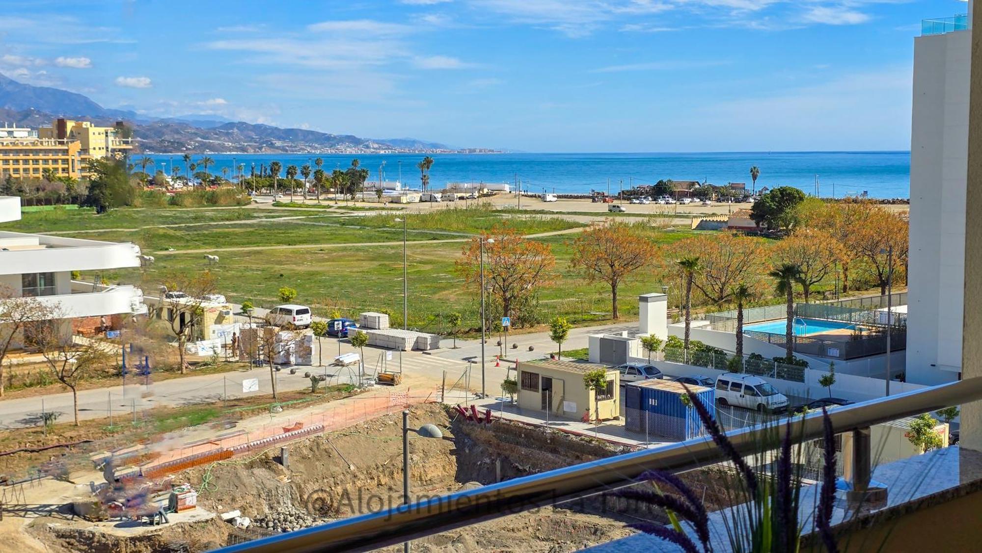 Sup T12 People - Alojamientos La Torre Torre Del Mar Exterior photo
